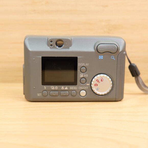 Vintage Canon Powershot A20 2.1 MP Digital Camera 3x Optical Zoom, Made in Japan - Picture 7 of 11